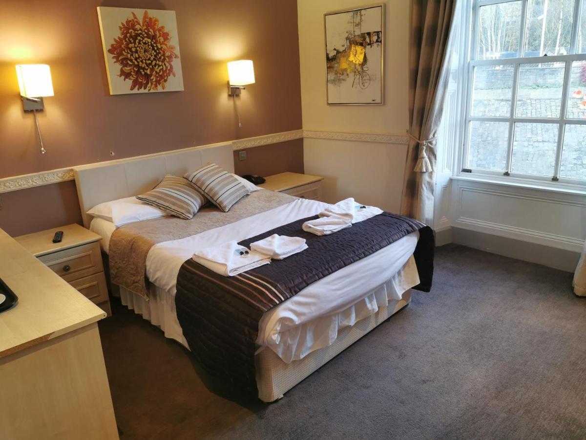 The Queens Hotel Todmorden Kültér fotó